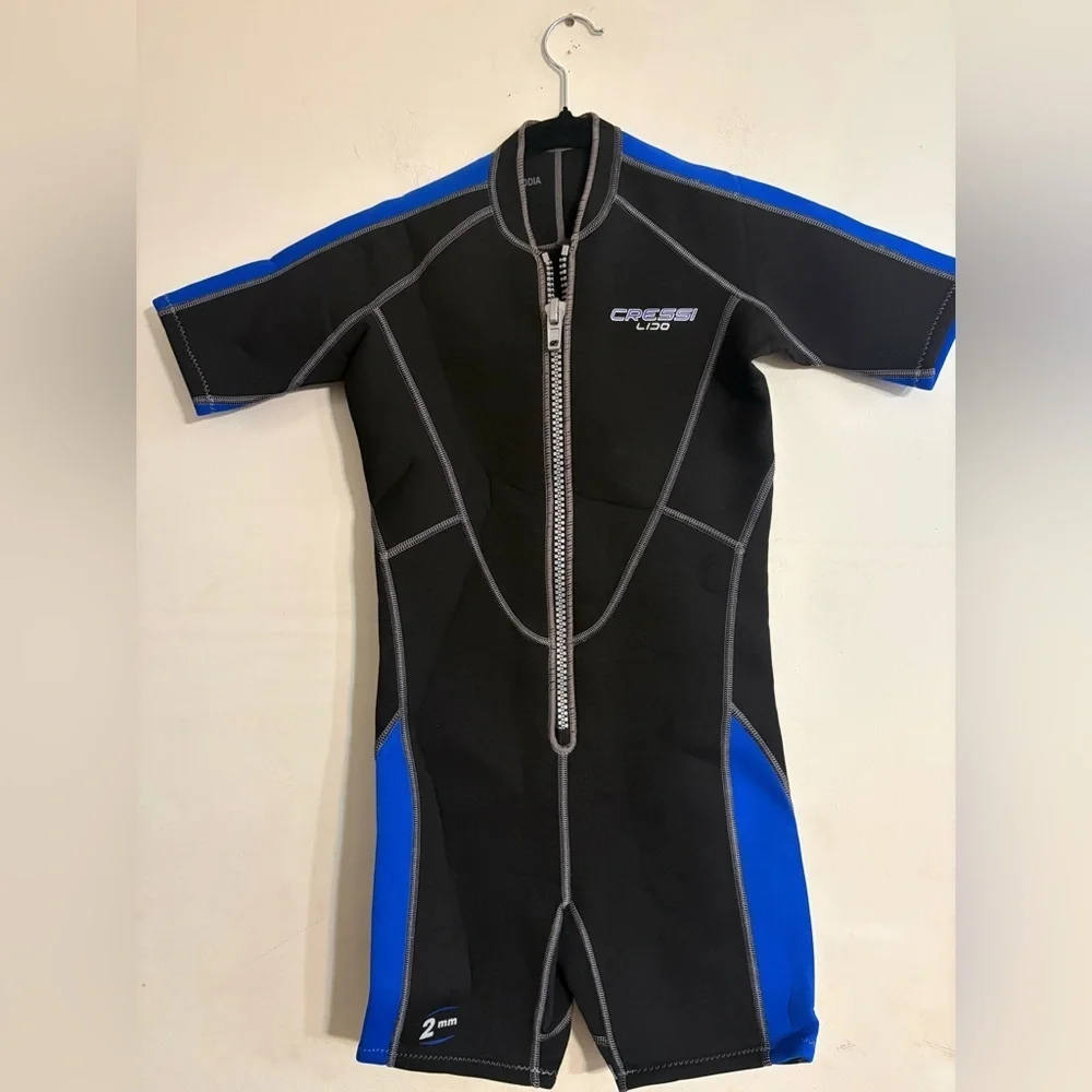 Cressi Lido Short Front Zip Wetsuit 2mm youth  L4   EUC. activewear